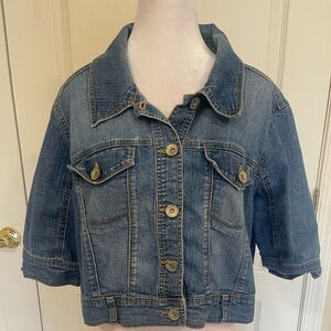 Style & Co blue short sleeve cropped denim jacket​